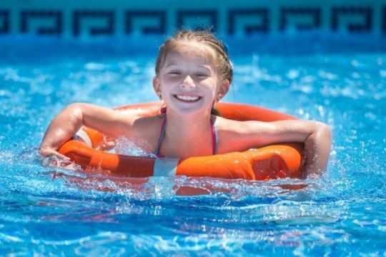 verano en el agua: consejos para prevenir accidentes domesticos y evitar una tragedia