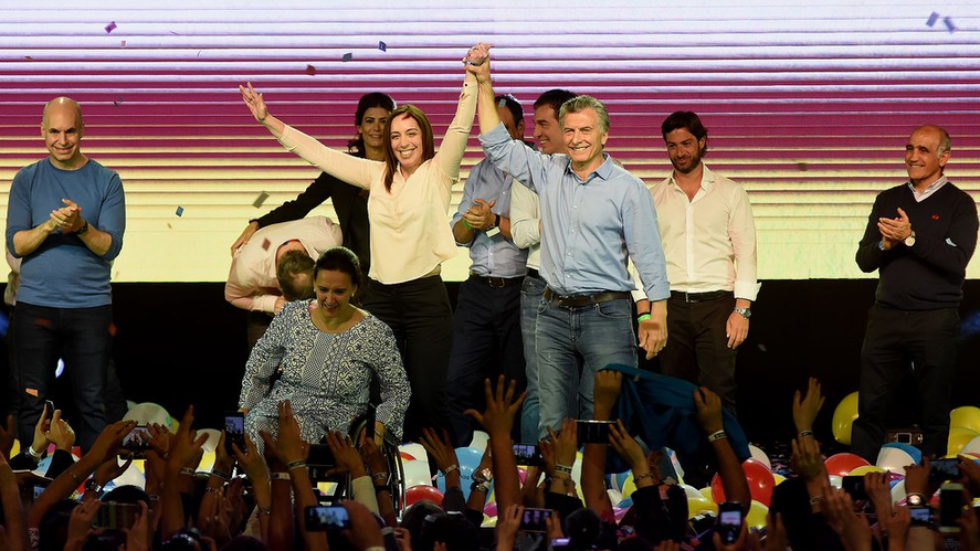 María Eugenia Vidal y Mauricio Macri celebran el histórico triunfo Juntos por el Cambio en las elecciones de 2017