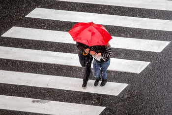 el smn advierte tormentas fuertes y caida de granizo en la provincia: cuales seran las zonas afectadas