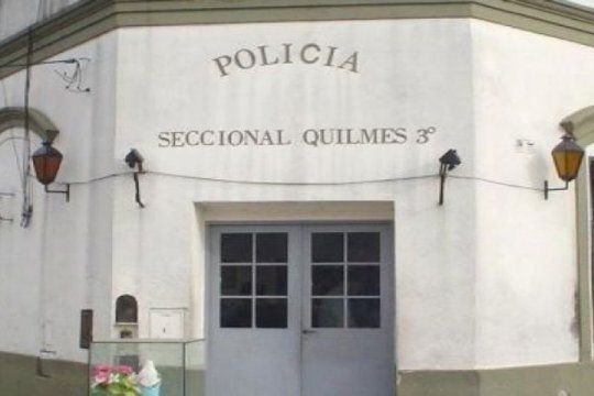 quilmes: cinco policias y una fiscal en la mira luego de denuncias por extorsion
