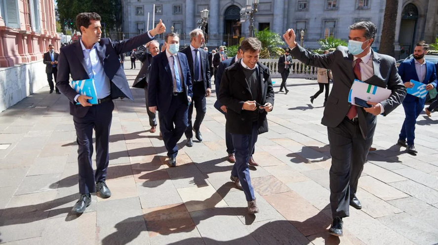 Gobernadores peronistas se unieron en defensa de la coparticipación