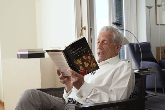 Mario Vargas Llosa, uno de los destacados de la semana por parte de DataJungla.