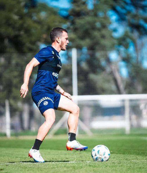 Augusto Max podría tener su estreno desde el arranque en Primera División a los 32 años