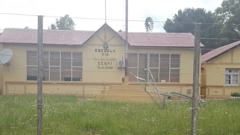 Docentes de Bolívar buscan apoyo político para evitar “fusión” de cursos en escuela rural