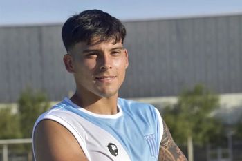 Nicolás Sánchez, el juvenil e Gimnasia que buscará experiencia en la Primera Nacional. 