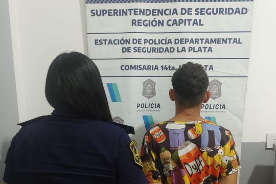 El joven detenido acusado de cometer una entradera en La Plata