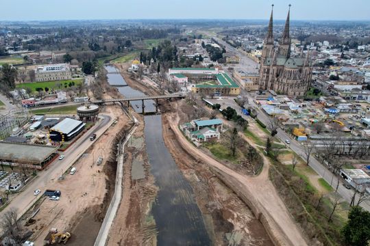 Así están los trabajos en la cuenca del Río Luján.