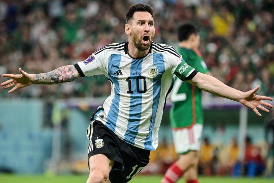 Lionel Messi le dio el primer gol a la Argentina ante México en el Mundial Qatar 2022