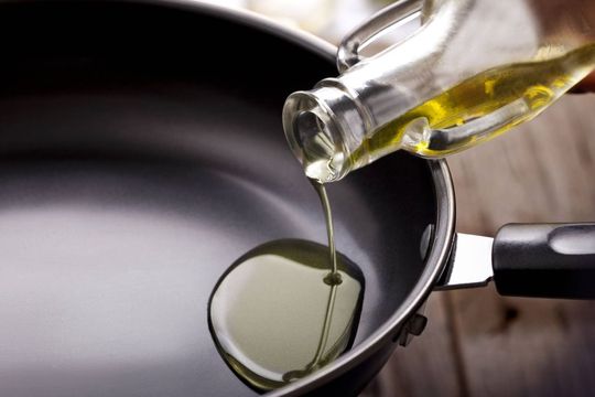 Anmat prohibió dos aceites de oliva. 