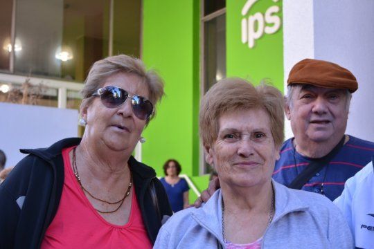 jubilados y pensionados del ips cobran los haberes de mayo desde el jueves 30