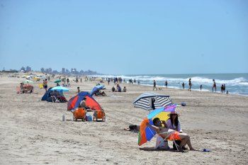 Daniel Scioli abrió el paraguas frente a una temporada de verano floja