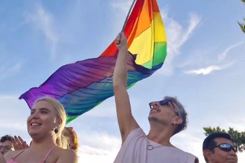 En el Día Internacional contra la Homofobia, la Transfobia y la Bifobia, La Plata marcha por el lesbicidio de Barracas.