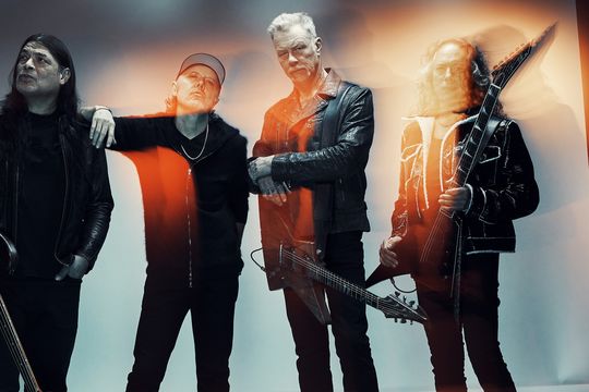 Metallica estrenó su disco 72 Season