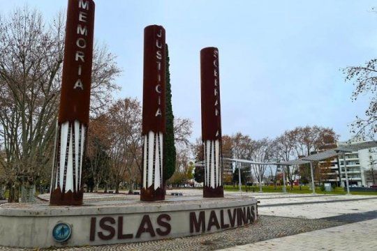 Como cada año, el homenaje por el Día de los Caídos y Veteranos de Malvinas de La Plata se realizará en la Plaza Islas Malvinas.