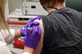 Las vacunas contra el covid que desarrollan diversos laboratorios presentan algunas diferencias