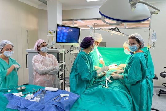 un hospital publico de mercedes realizo por primera vez una biopsia cerebral por estereotaxia