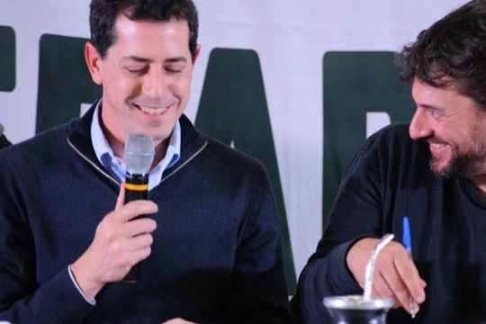 Juan Grabois declinó su candidatura en respaldo a Wado de Pedro