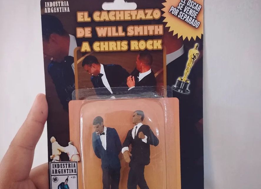 En Argentina ya se vende muñeco de Will Smith cacheteando a Chris Rock