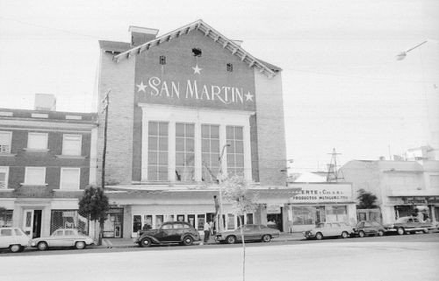 La vieja fachada del hist&oacute;rico Cine San Mart&iacute;n de Mar del Plata.