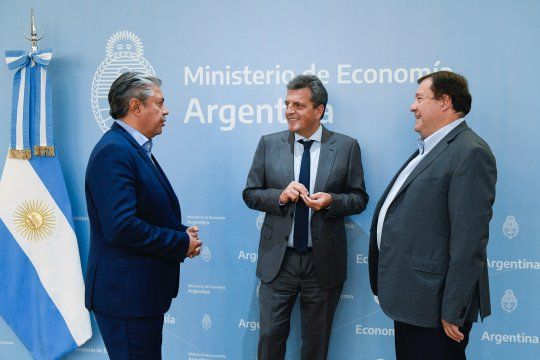 Sergio Massa tuvo su foto con los gobernadores patagónicos electos