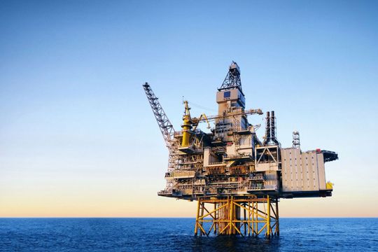 el prospector ya navega el mar argentino en busca de petroleo: detalles de un proyecto clave a nivel mundial