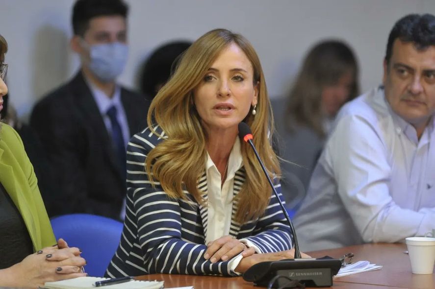 Victoria Tolosa Paz enumeró las medidas del funcionario del Gabinete Nacional