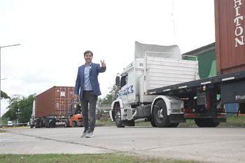 castelli da un paso adelante con la inauguracion de la primera fabrica municipal de viviendas en argentina