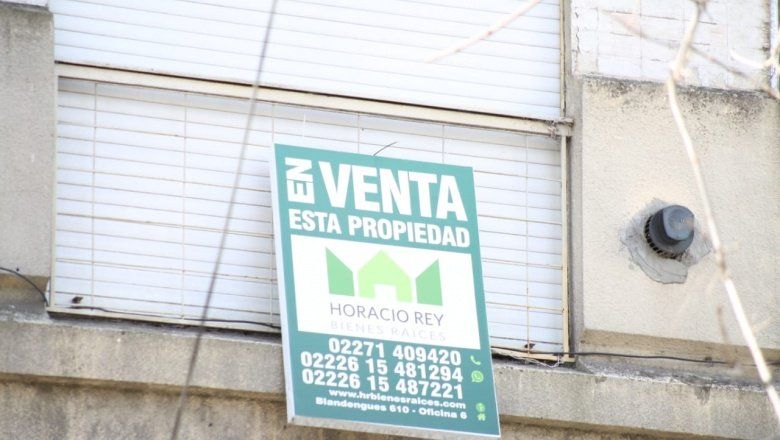 Por la variación del dólar, el mercado inmobiliario en la provincia de Buenos Aires cayó un 30,5%