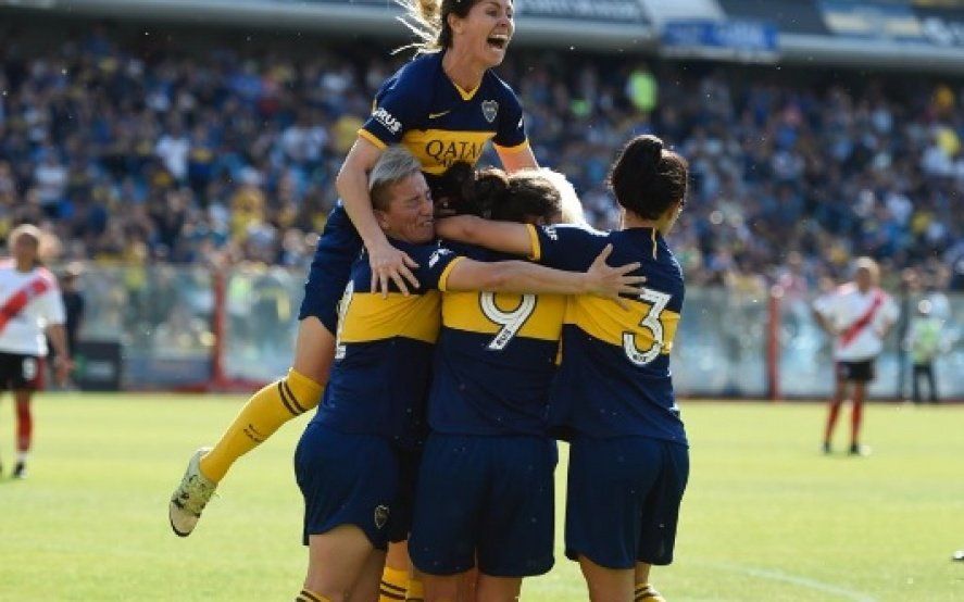 Torneo femenino: Mirá los goles del 5 a 0 de Boca a River en el primer superclásico profesional