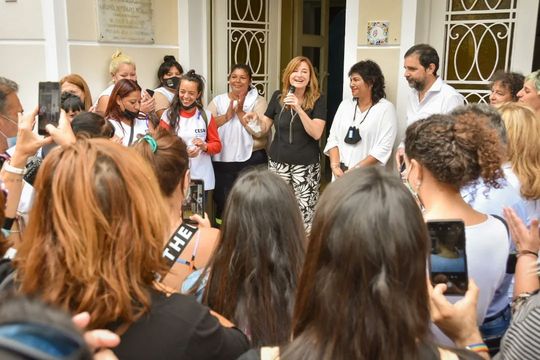 La ministra de las Mujeres, Políticas de Género y Diversidad Sexual, Estela Díaz, se refirió a la problemática de la violencia de género y sus causales.