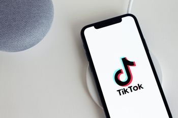 SnapTikVideo es gratuito y permite descargar videos de TikTok sin marca de agua