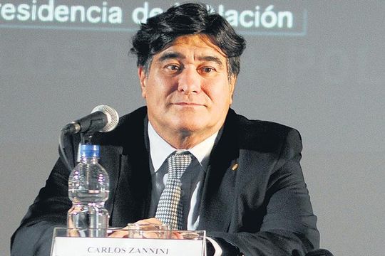 Correo: Carlos Zannini busca extender la quiebra a Socma