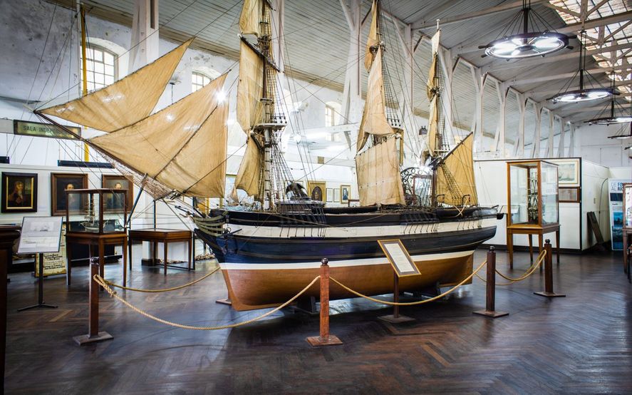 Museo Naval de la Nación, uno de los atractivos para visitar en un recorrido por el Paseo Victorica