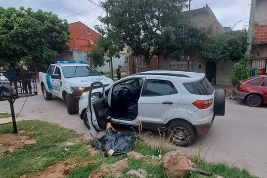 la matanza: acusan a 13 policias de montar una escena tras matar a un ladron