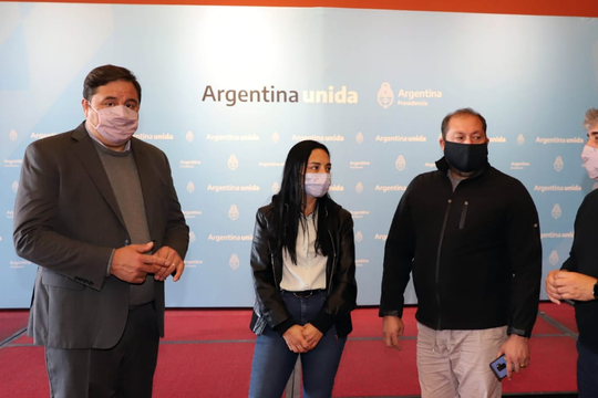 Patricia Castro, Rodolfo Manino Iriart , Lorenzo Beccaría y Juan José Castro, cuatro dirigentes que la Casa Rosada sigue de cerca para estas elecciones.