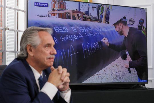 Gasoducto Néstor Kirchner: se completó la última soldadura de caños