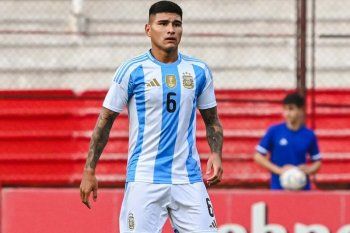 Bruno Amione con la camiseta de la Selección Argentina.