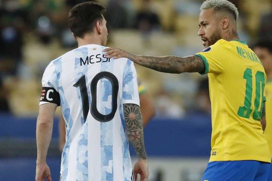 Nos vemos en otra: Messi y Neymar podrían cruzarse en el duelo por Eliminatorias, pero no habrá amistoso entre ellos.
