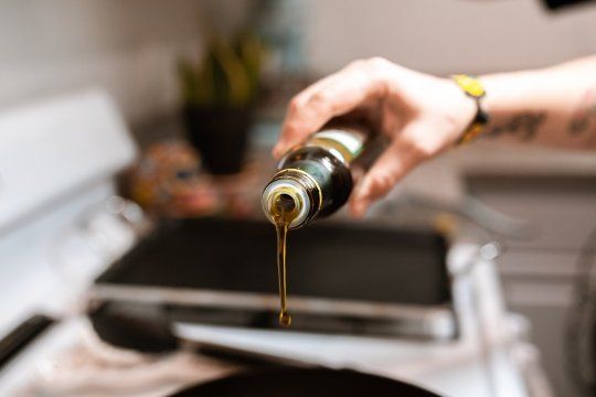 prohibieron la venta de un aceite de oliva por considerarlo ilegal: cual es