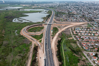 ¿Por que estará cerrada la subida a la Autopista Buenos Aires- La Plata?