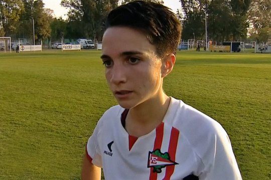 Luciana Bacci, futbolista de Estudiantes, criticó la inacción de FIFA en torno a las denuncias por acoso sexual contra Diego Guacci.