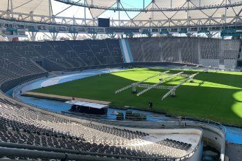 El estado del campo de juego del Estadio Único Diego Armando Maradona previo al comienzo del Mundial Sub 20