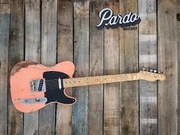 Pardo Guitars, un emprendimiento platense que llegó a manos de los principales músicos del mundo.  