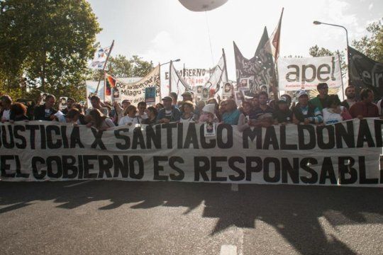 a casi dos anos de la desaparicion de santiago maldonado, familiares exigen la reapertura de la causa