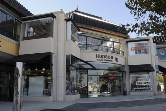 golpe comando en hudson: entraron a un shopping y robaron mas de $100 millones