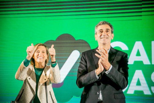 Florencio Randazzo y Carolina Castro son los candidatos de Vamos Con Vos para las elecciones legislativas de la provincia de Buenos Aires.