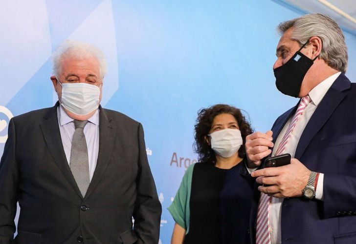 Alberto Fernández se apliaría la vacuna la semana que viene junto a Ginés González García.