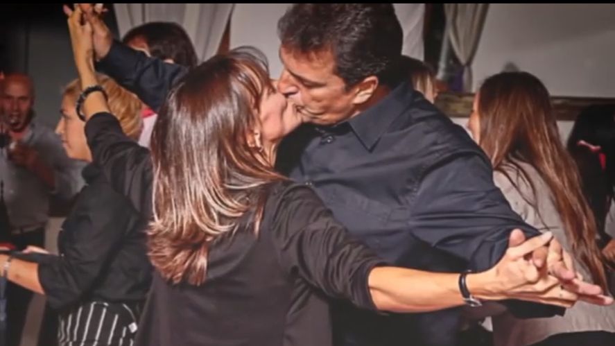 Video de Malena Galmarini por los 50 años de Sergio Massa a los besos