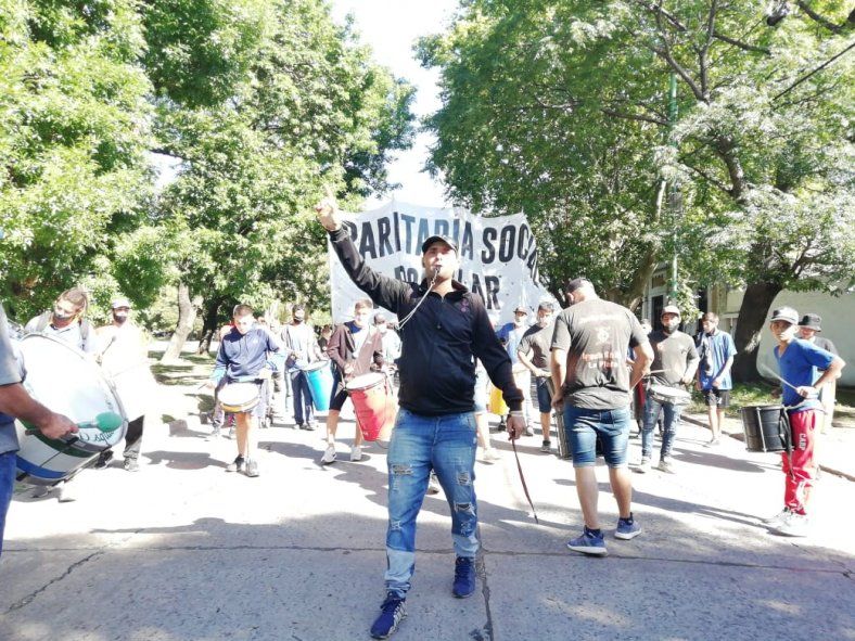La caravana de los movimientos sociales llegó a La Plata