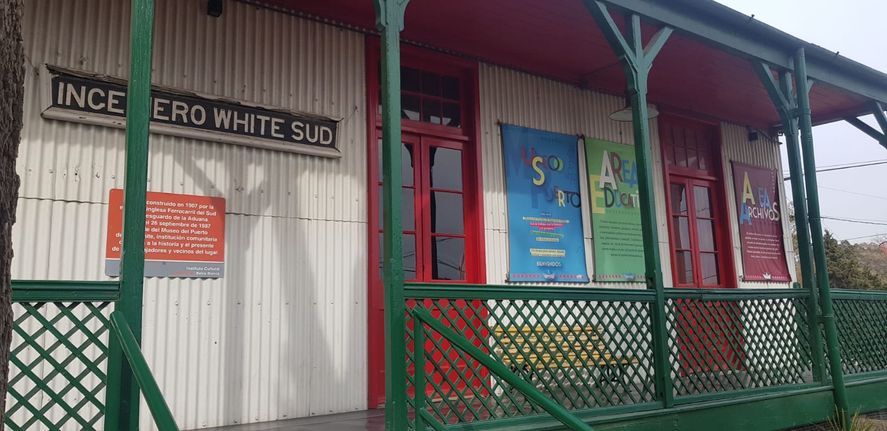 El Museo del Puerto de Ingeniero White es uno de los 8 museos municipales de la ciudad de Bahía Blanca.